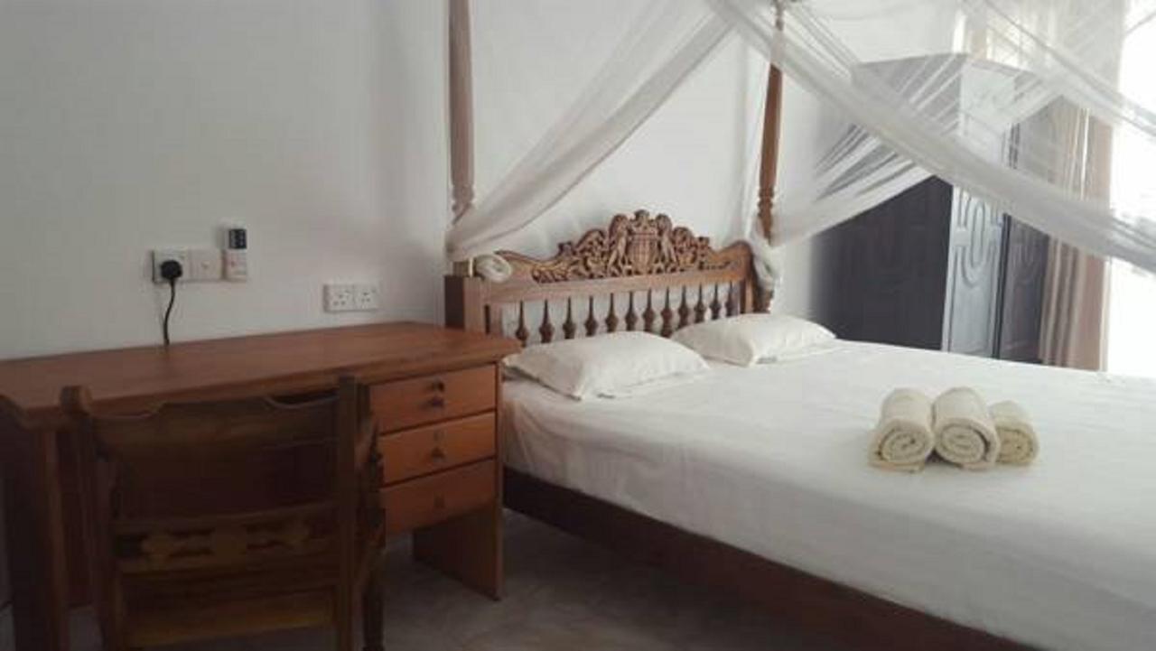 Edelweiss Resort Mirissa Exteriör bild